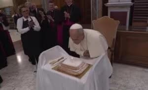Mídia do Vaticano/ via Reuters