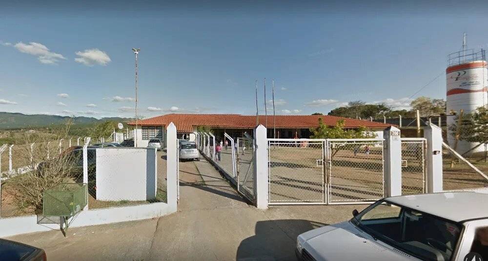 Escola Zélia é alvo de depredação e tentativa de furtos Taiadaweb