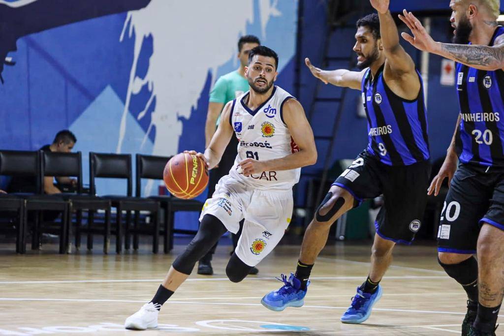 São José enfrenta Pato Basquete nesta terça pelo NBB - Prefeitura