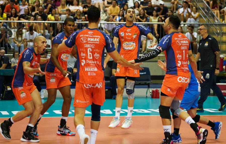 Farma Conde Vôlei São José é superado pelo Suzano Vôlei no tie-break