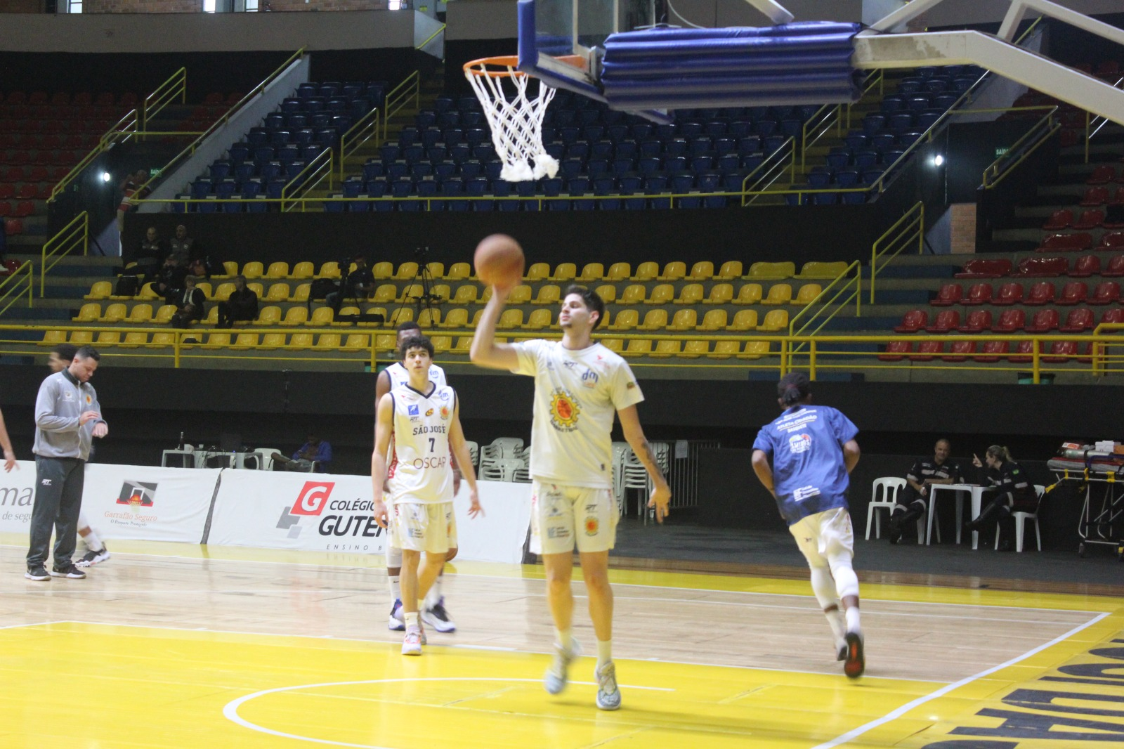 Base do São José Basketball estreia na LDB contra o Maringá