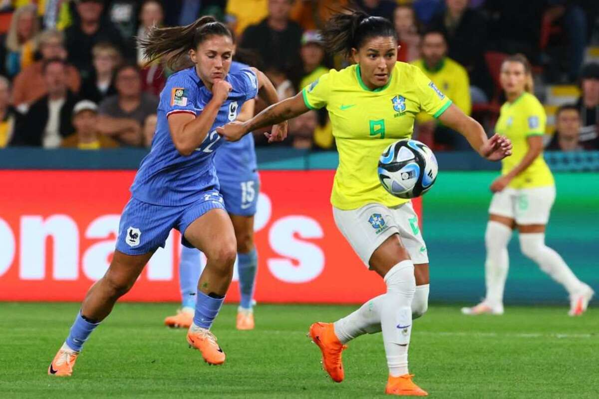 França vence o Brasil por 2 a 1 e assume a liderança do grupo F, jogos  femininos de hoje ao vivo 