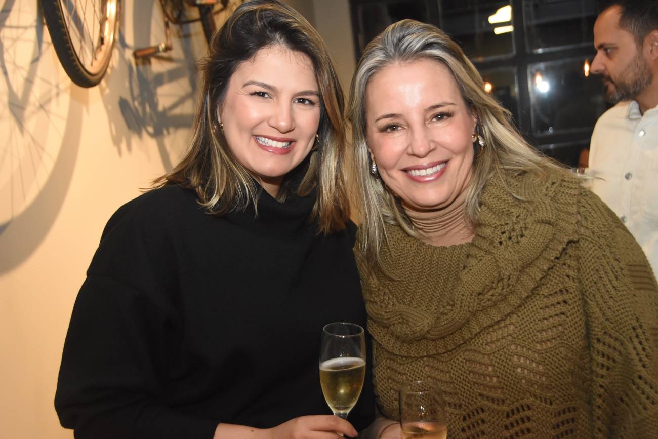 Juliana Turola e Viviane Reno