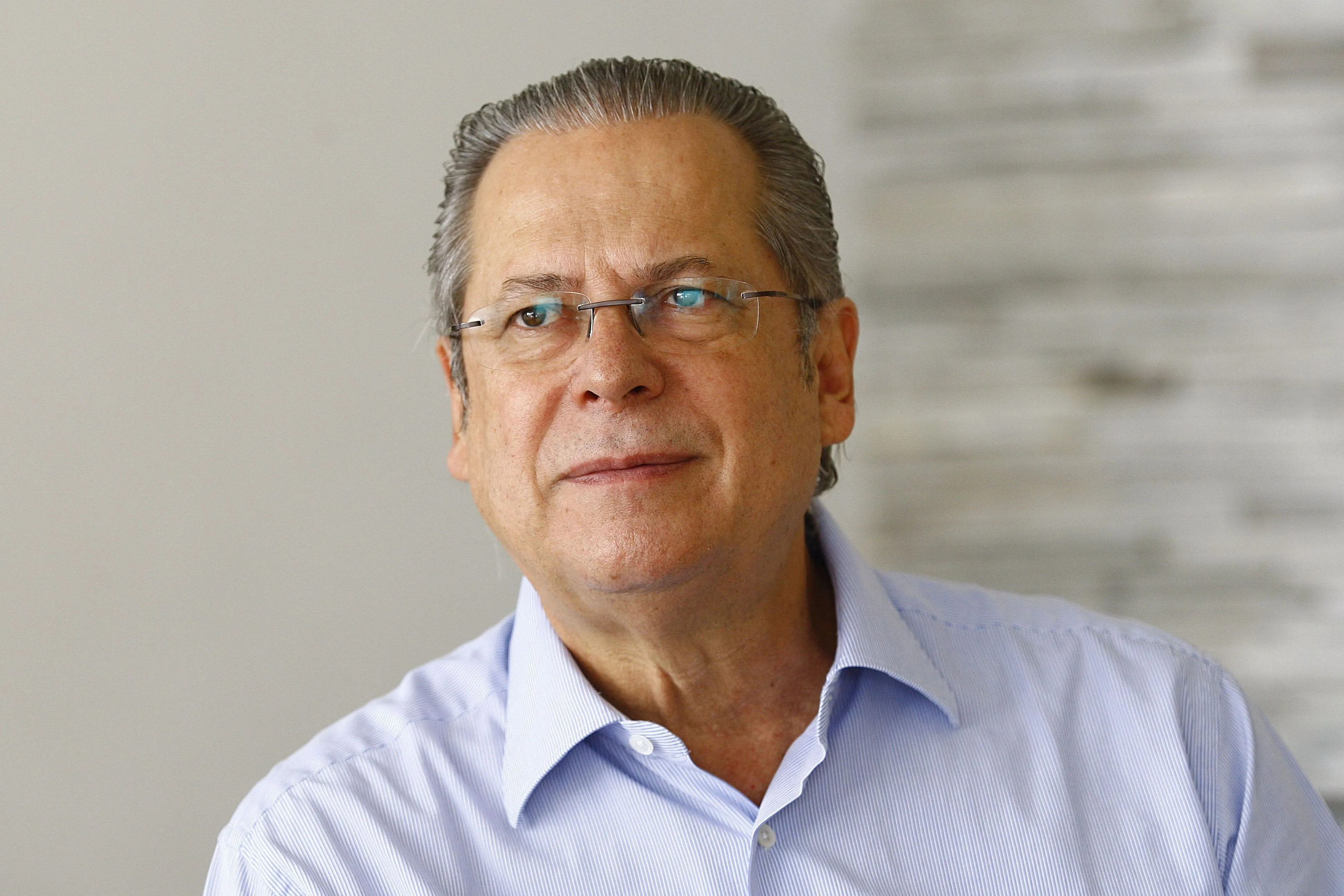 STF revoga condenações de José Dirceu, restaurando seus direitos políticos