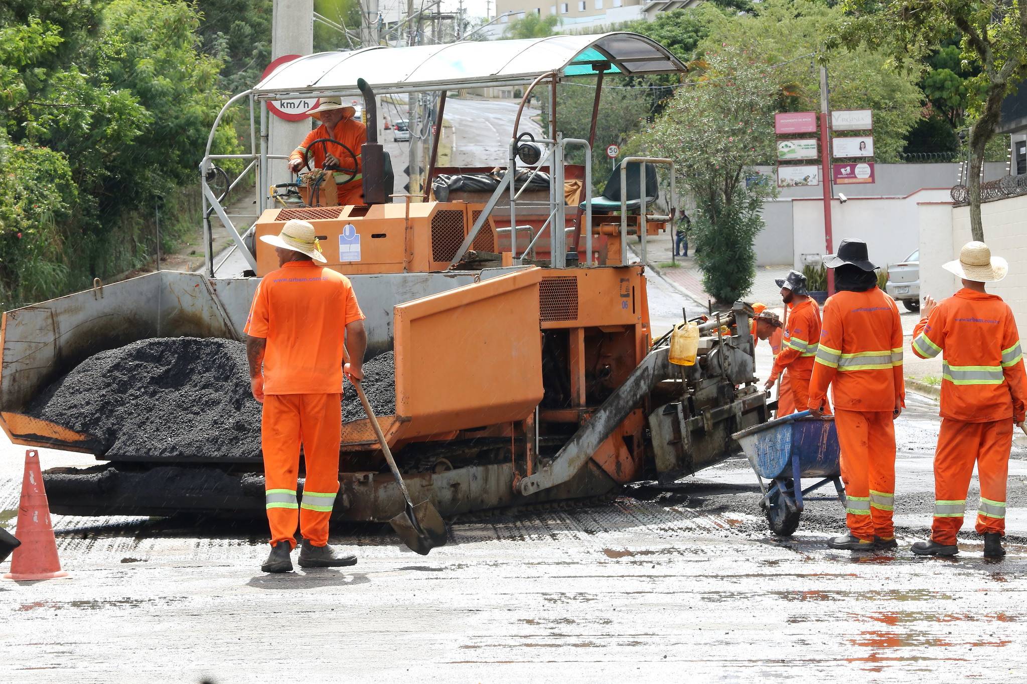 SJC: Obras fecham trecho de avenida perto do Vale Sul nesta quinta (21)