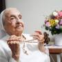 Freira brasileira de 116 anos se torna a pessoa mais velha do mundo