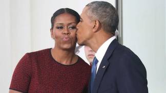 img-777106-michelle-e-barack-obama20170804161501875342_widexl